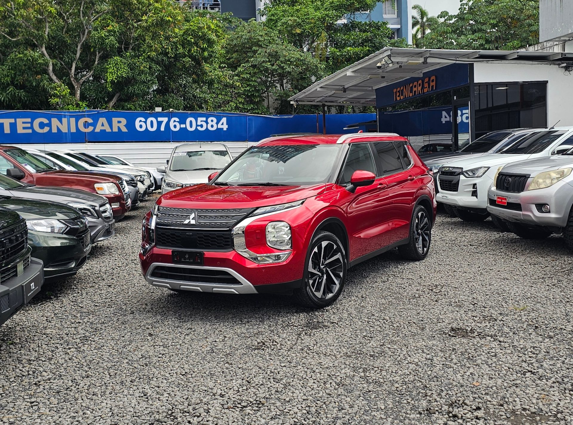 Mitsubishi Outlander 2024